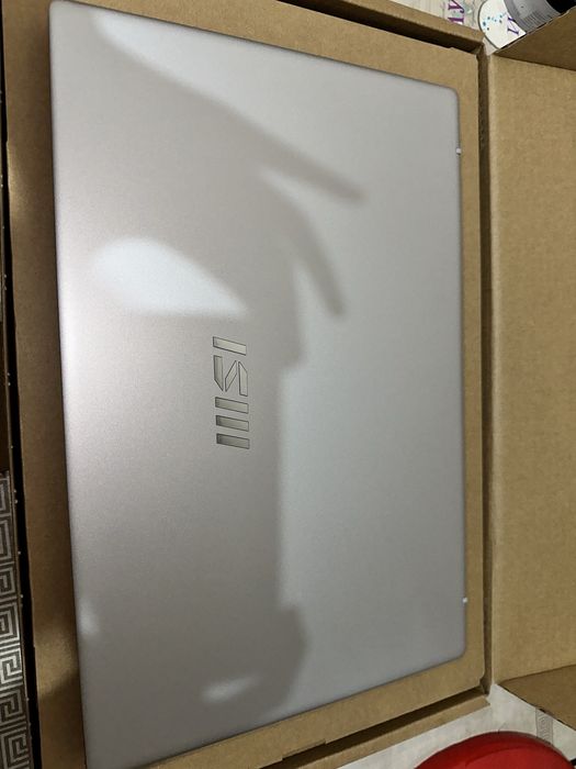 Ноутбук, новый MSI MODERN 15 F13MG-898XU I5-1334U 16GB 512GB 15,6 FHD