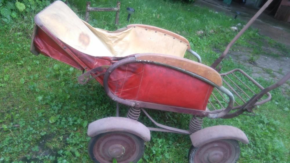 Ретро детската количка от 50год.на 20 век