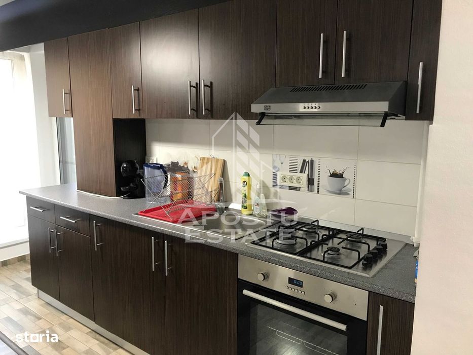 Apartament cu 3 camere de inchiriat, curte proprie, zona Soarelui