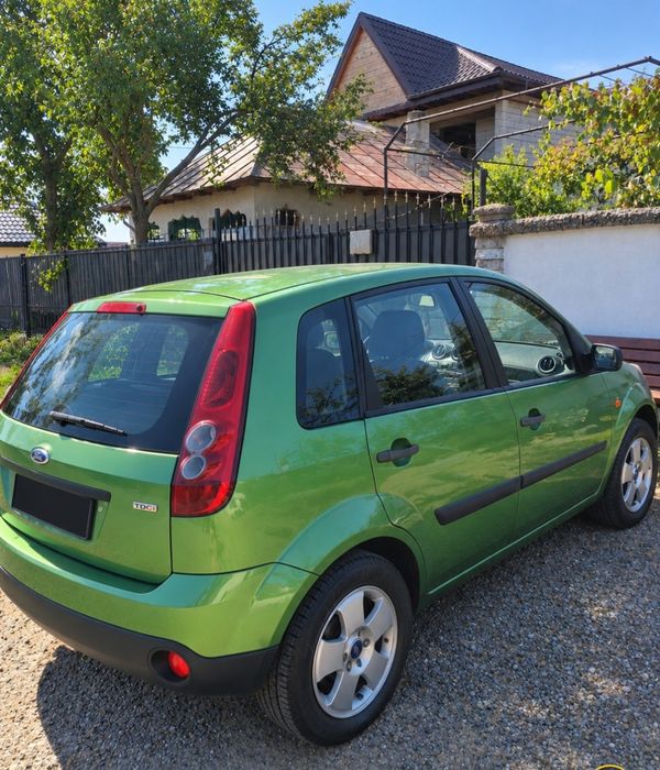 Ford Fiesta 1.4 diesel consum mic 4%