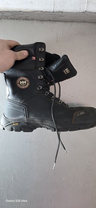 Продам спецобувь