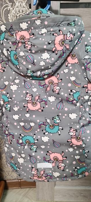 Куртка на девочку