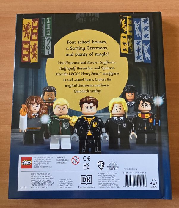 Две LEGO Harry Potter книги - Magical Treasury и  Spellbinding Guide