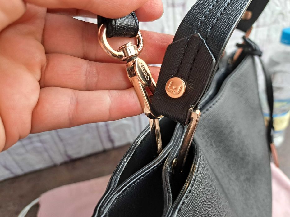 дамска чанта Liu Jo,черна чанта,лио джо