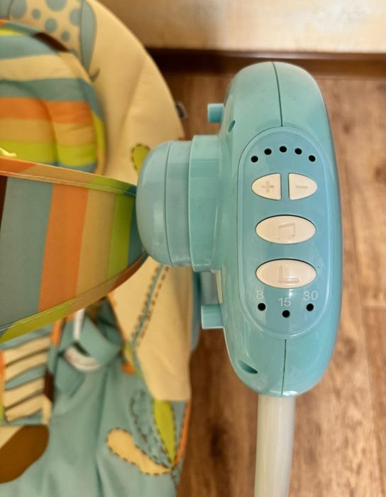 Продаю детскую электрокачелю