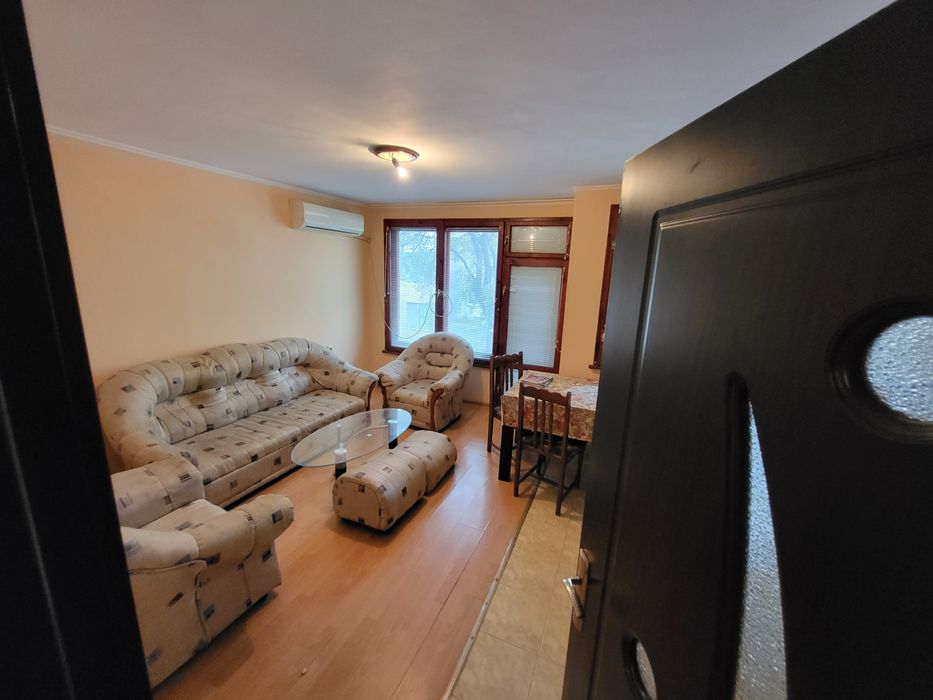 Дава се под наем Двустаен апартамент в Варна, Погреби - 70 кв.м за 397.8 € - Снимка #3