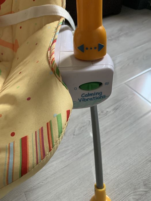 Продам детскую кресло качалку