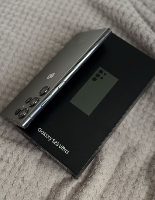 Vand Samsun S23 ultra