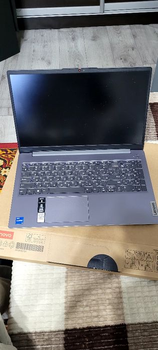 Lenovo ideapad slim 3