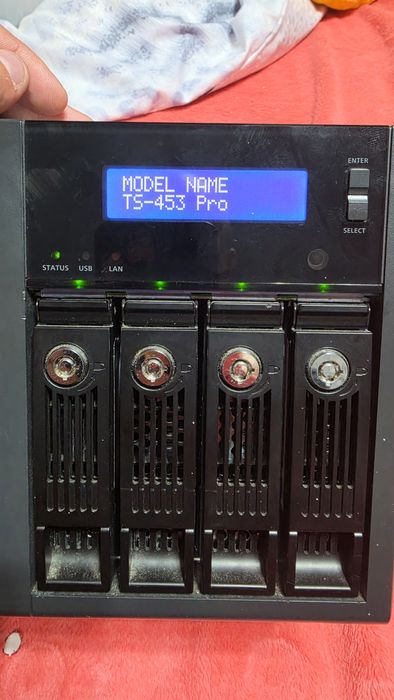 Qnap TS-453 Pro NAS