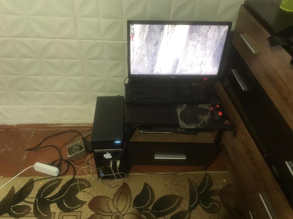 Продам компьютер Леново.