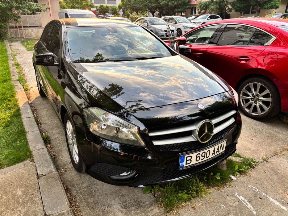 Mercedes A180 - 96000 km an 2013