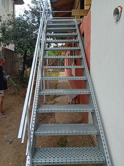 Scara metalica zincata de exterior 6m lungime