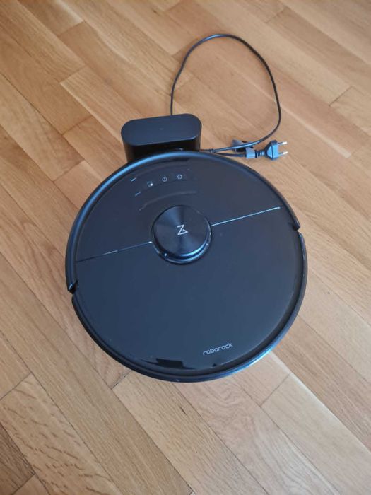 Прахосмукачка робот Roborock s6 maxv - с фунция за мокро почистване