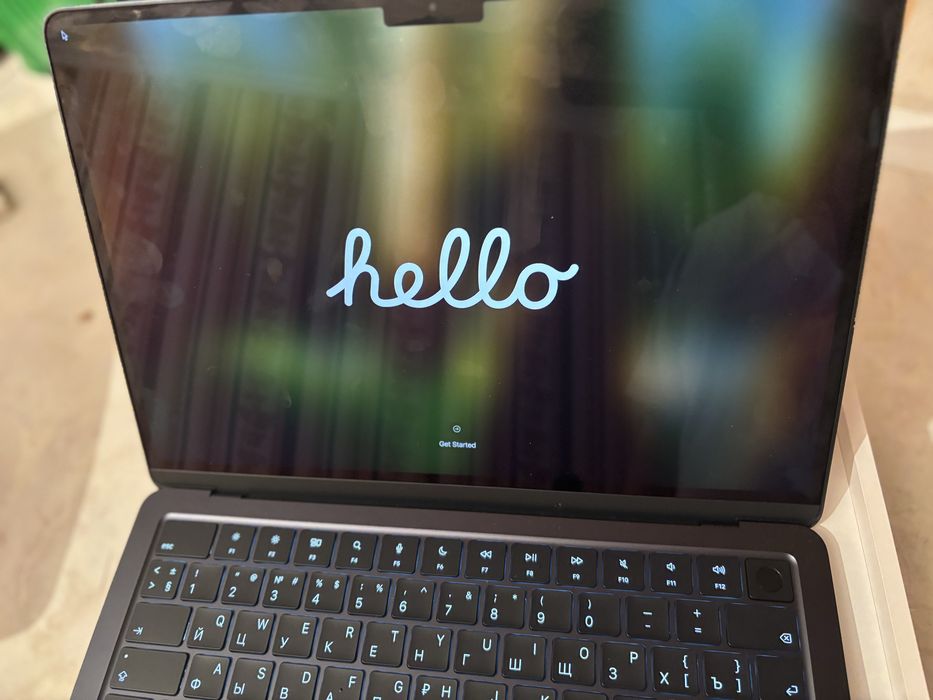 Макбук М4 сатылады