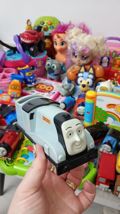 Trenulețe  Thomas locomotive Lot mare