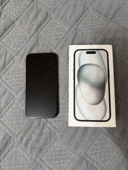 Продам IPhone 15, 128 GB