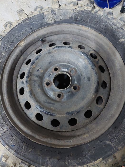 215/70/r16 simex/ offroad mitsubishi  jante