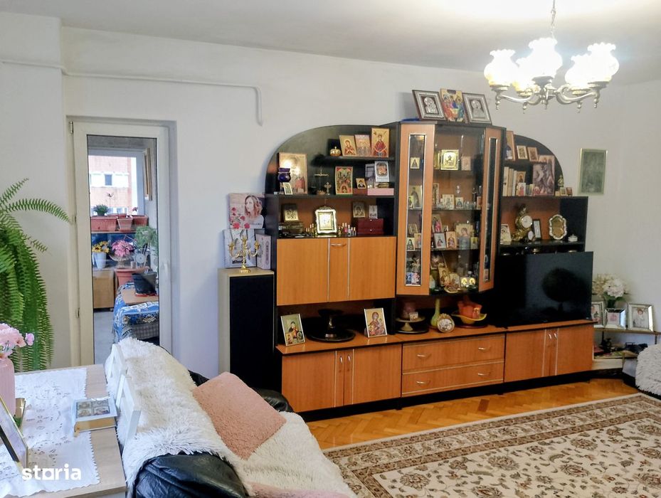 CI638 Dorobantilor-Simion Barnutiu,3 camere,Renovat