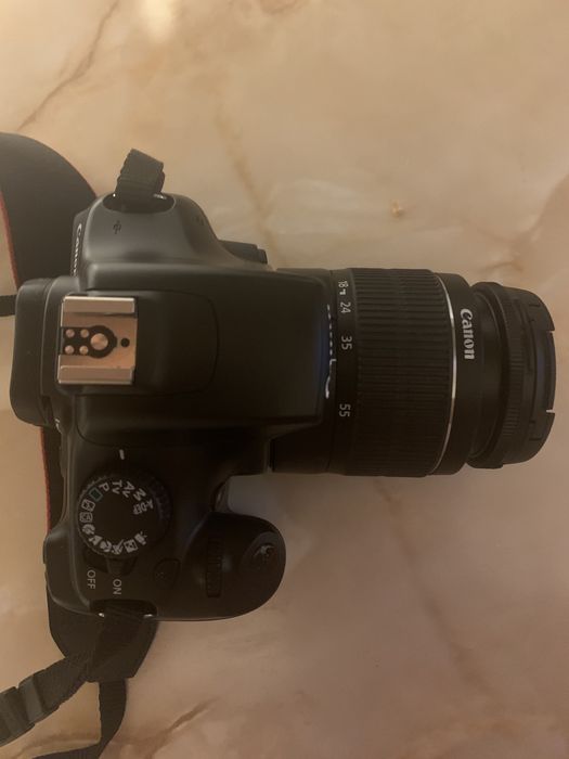 Aparat foto DSLR- Canon