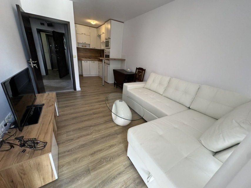 Двустаен апартамент, под наем, кв. Възраждане 3