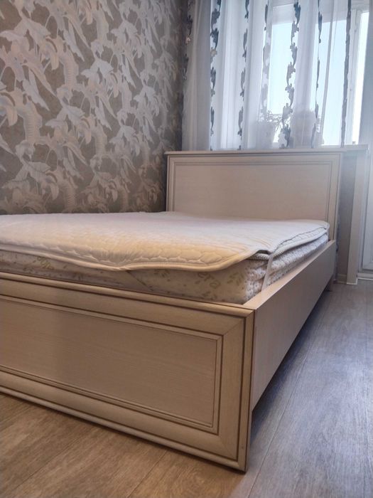 Кровать б/у 120*200