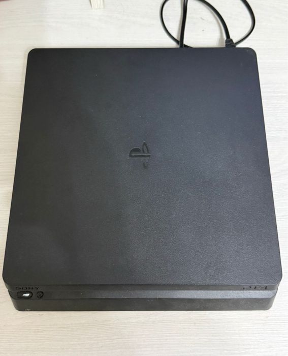 Sony PlayStation 4 Slim 1тб.
