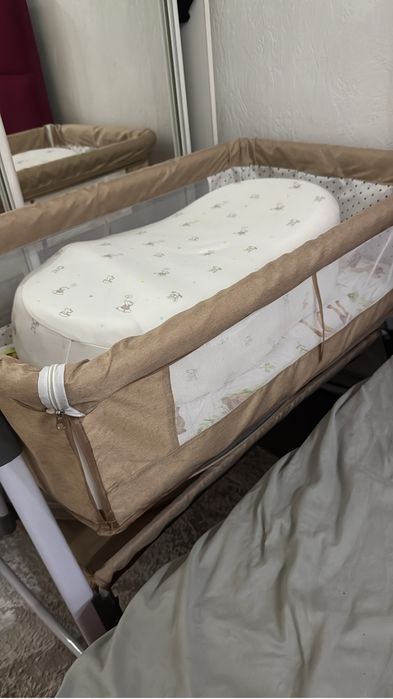 Продам приставной манеж