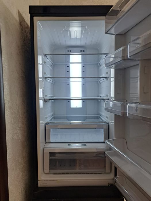 Продам холодильник Самсунг