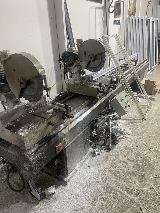 Продам станки пластиковых окон в сборе