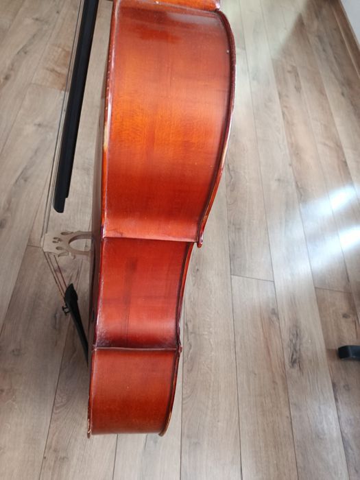 Vând Violoncel student 4/4