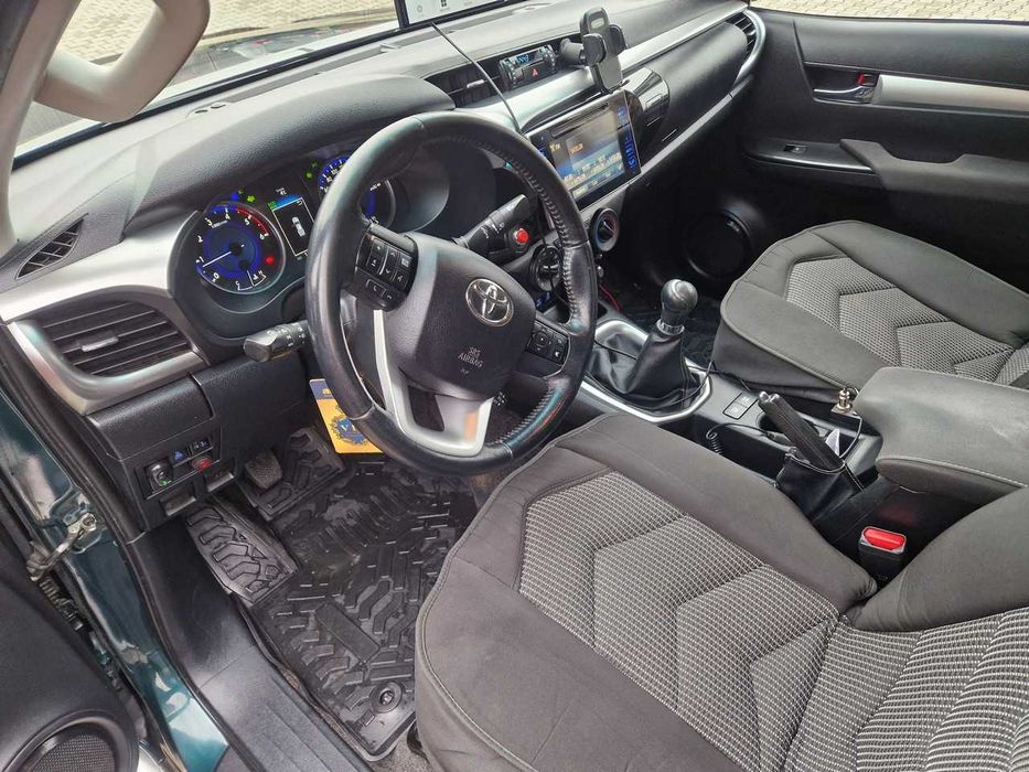 De vanzare 2016 Toyota Hilux 2.4 Diesel Stare buna