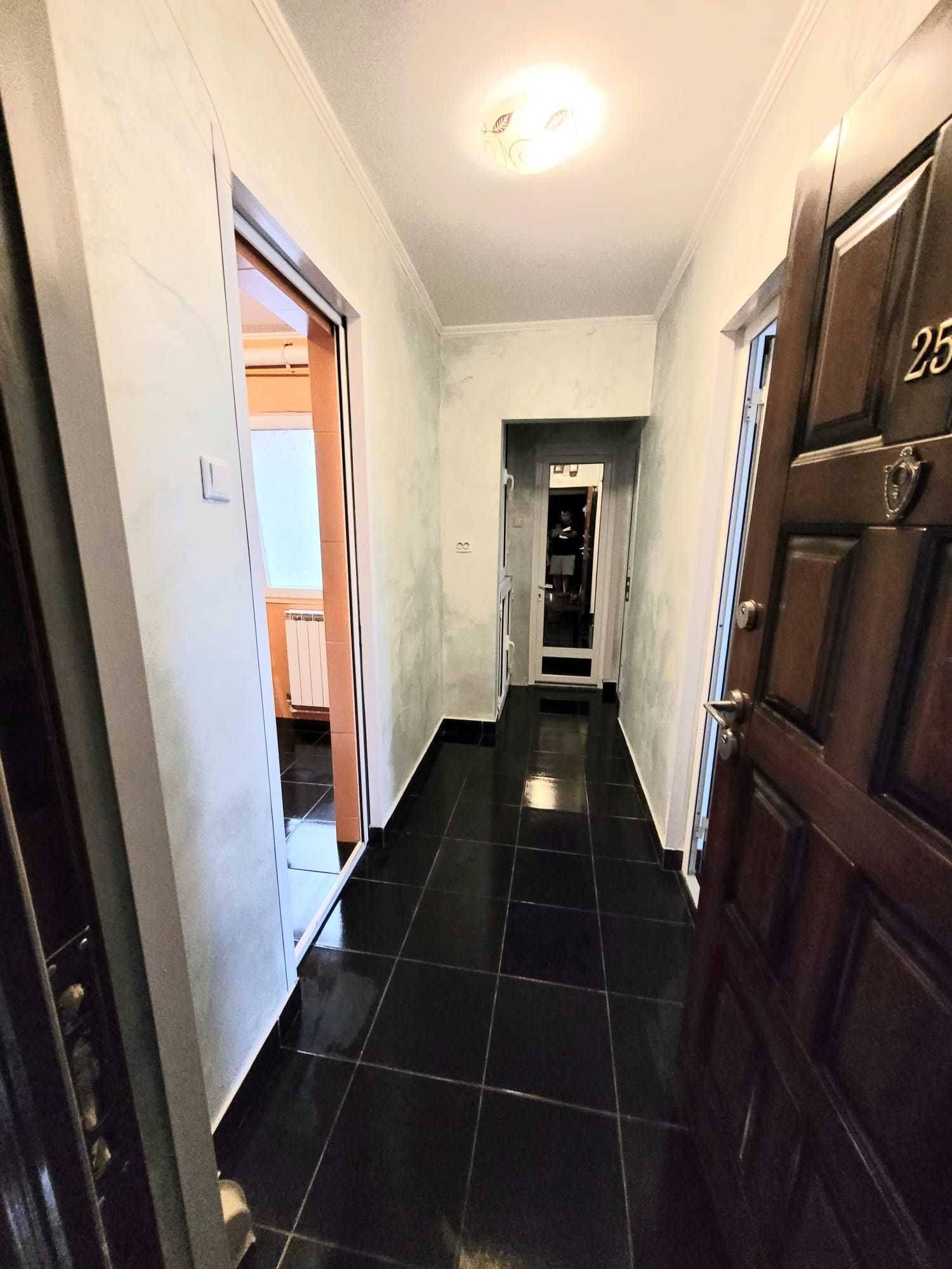 Vand Apartament 2 Camere Micro 39 B Galati • OLX.ro