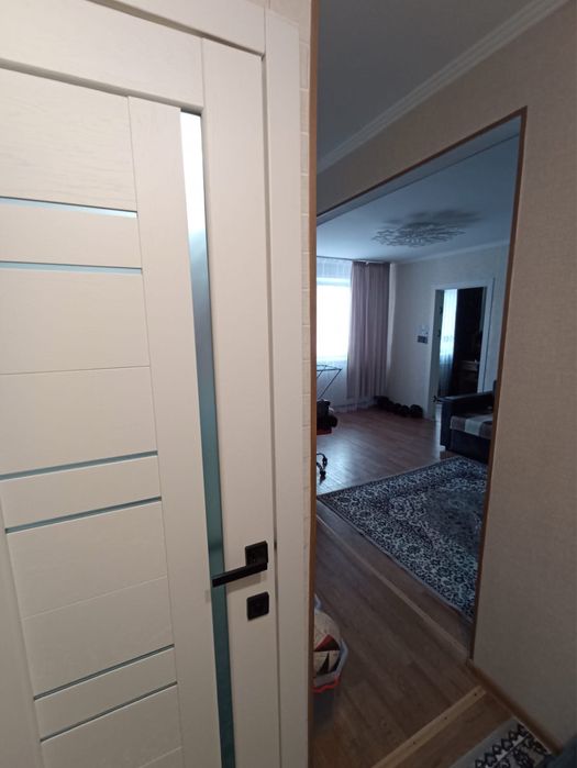 Продам 2 комнатную квартиру срочно