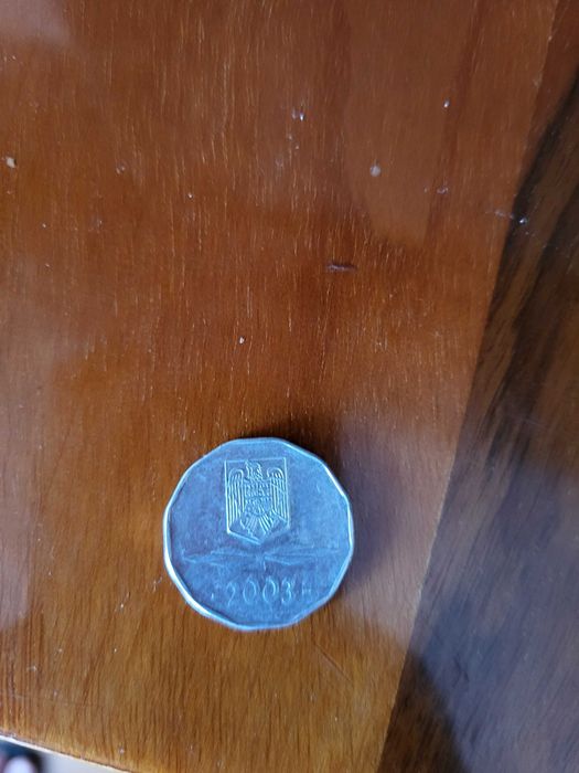 Moneda româneasca 5000lei 2003