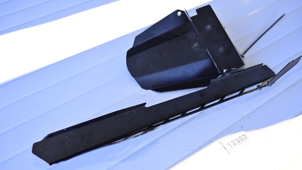 Aripa Aparatoare Roata Roata Spate Si Lant Yamaha MT09 2021 -