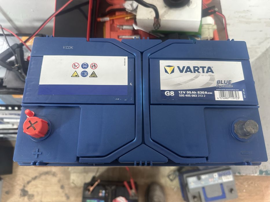 Продам Аккумулятор.  Varta 95ah