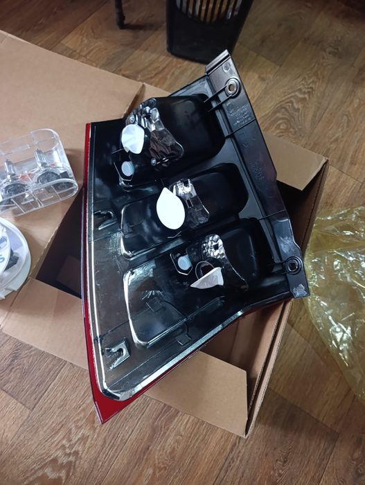 Задняя фара Grand Vitara