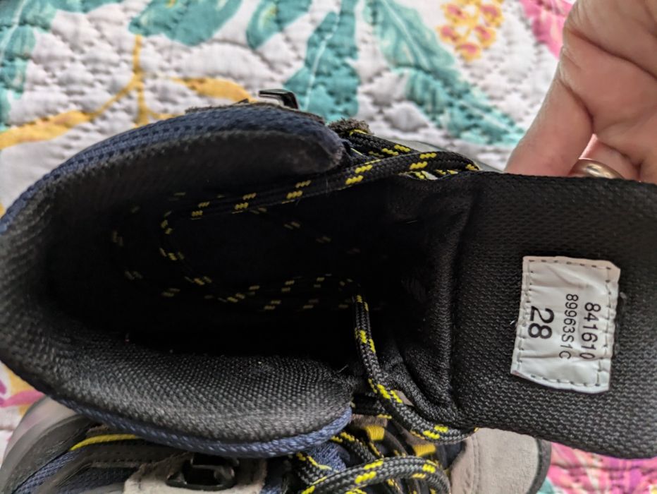 Ghete Decathlon marimea 28