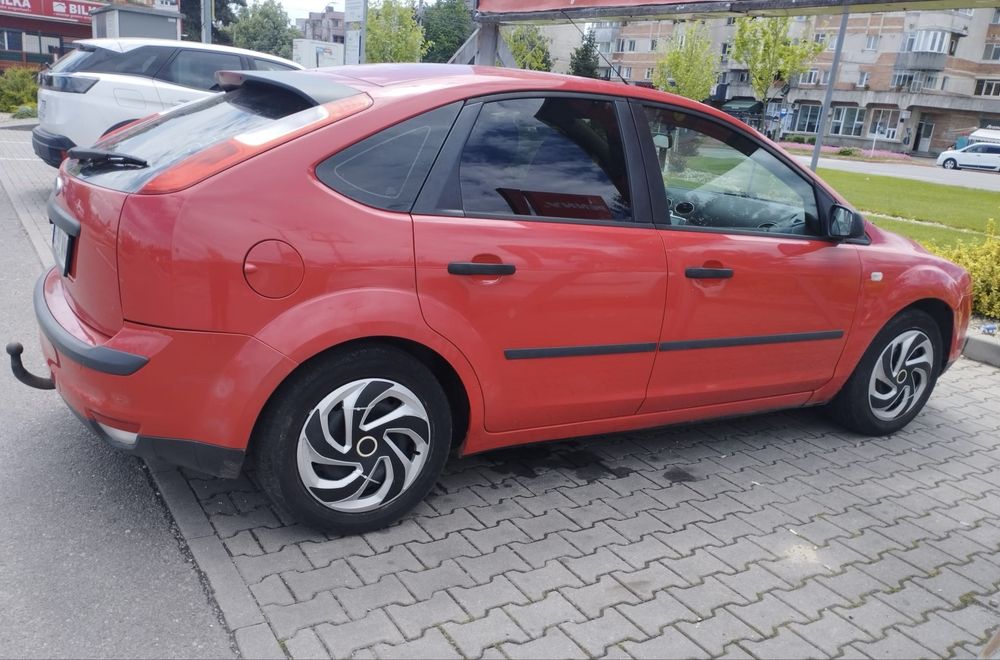 Ford Focus benzina + GPL  1.6 MPI  100cp(proprietar)