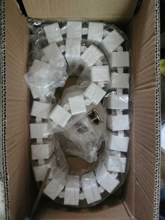 Suport alb pentru cabluri PC birou reglabil - cable management - nou