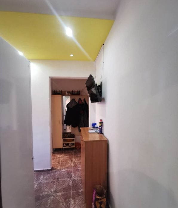 Vând sau schimb / 3 camere / etajul 2