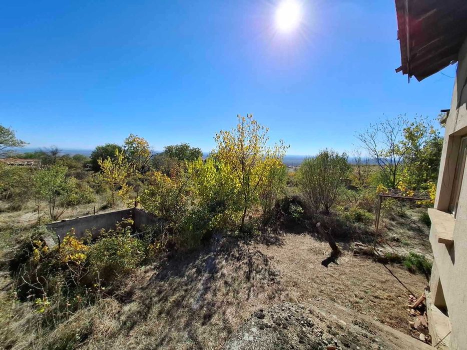 Къща в село Дълбоки