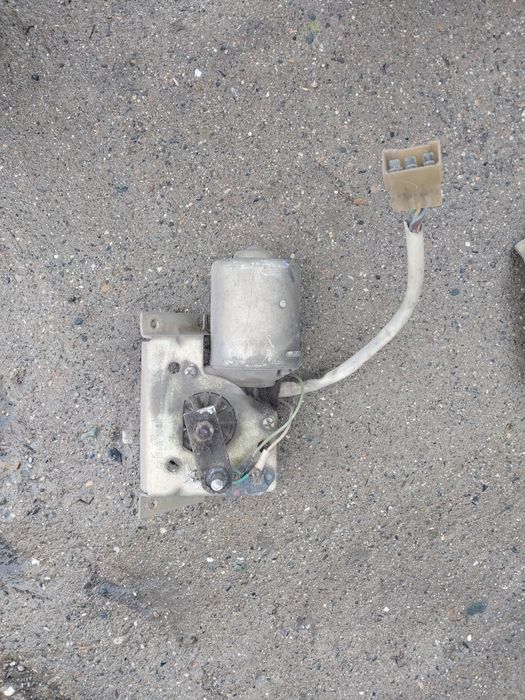 Продам моторчик дворников