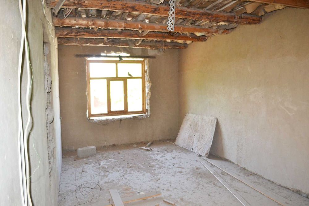 Сотувга таклиф этилади: Янги икки қаватли уй — Вокзал ҳудудида