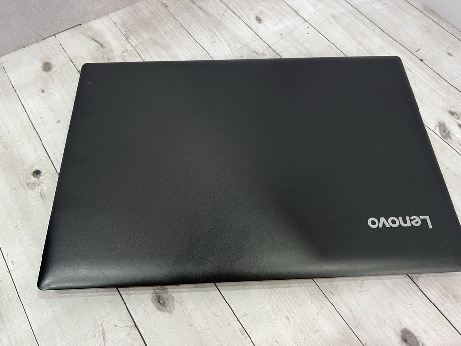 Ноутбуе Lenovo celeron N4000