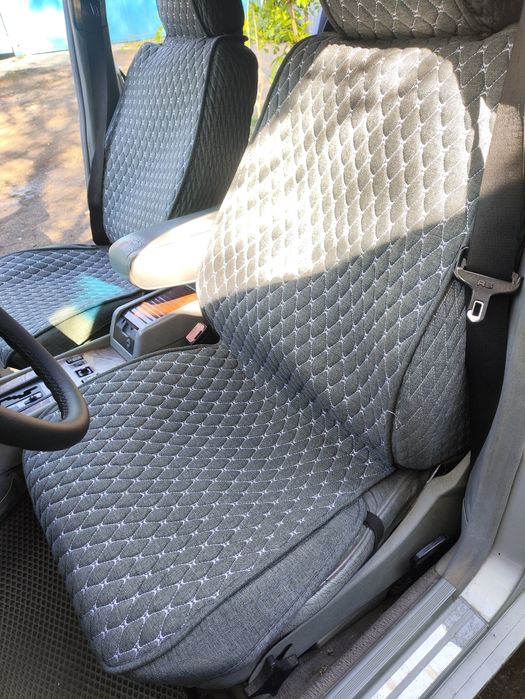 Чехлы на сиденья универсальные