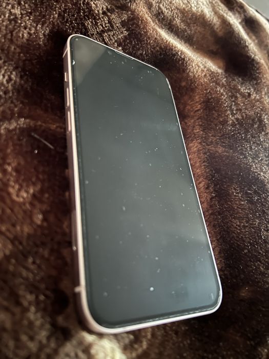 Обменяю айфон 13