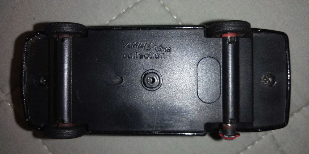 Метални колички AmerCOM 1:43