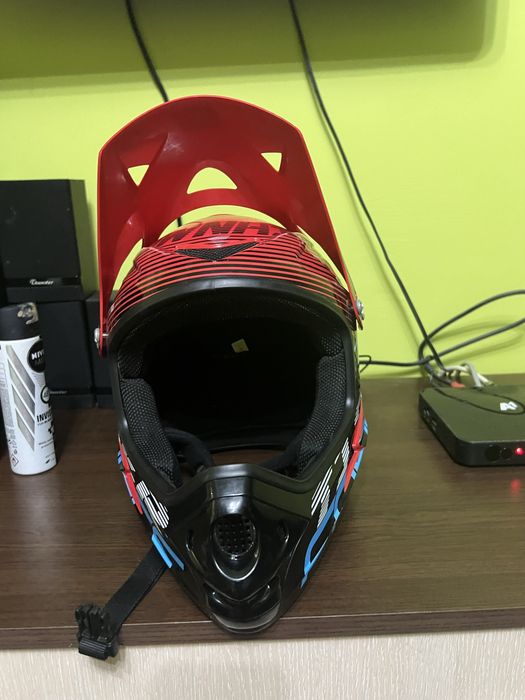 Продавам каска форс без забележки по нея